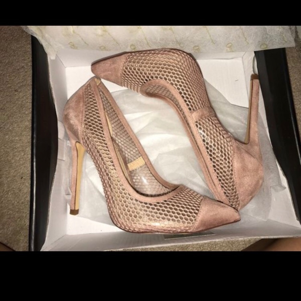High heels - Picture 5 of 6